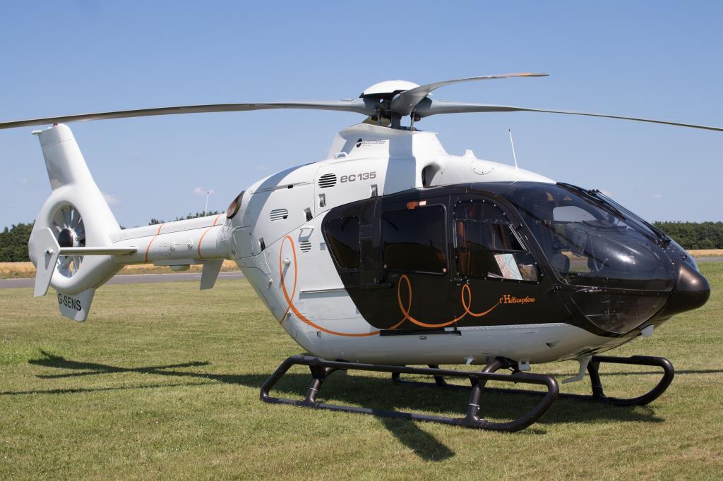 Photo of aircraft G-SENS operated by Tom Duggan