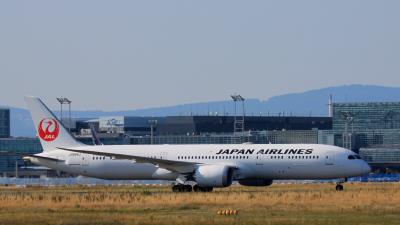 Photo of aircraft JA866J operated by Japan Airlines