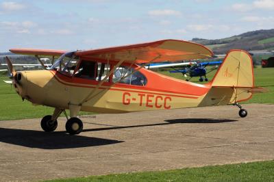 Photo of aircraft G-TECC operated by Nicola Joy Orchard-Armitage