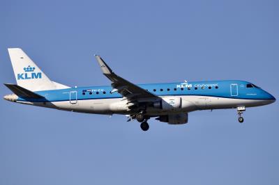 Photo of aircraft PH-EXI operated by KLM Cityhopper