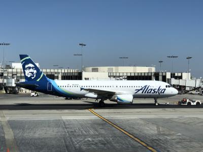 Photo of aircraft N836VA operated by Alaska Airlines