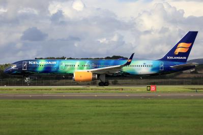 Image of aircraft registration TF-FIU - A 757-256(WL) operated by Icelandair