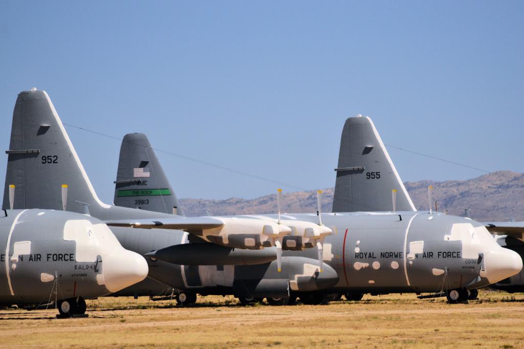 Photo of aircraft 952 operated by Royal Norwegian Air Force