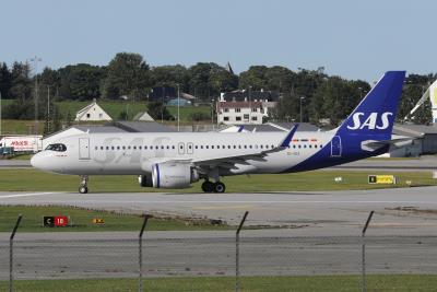 Photo of aircraft EI-SIX operated by SAS Scandinavian Airlines Connect