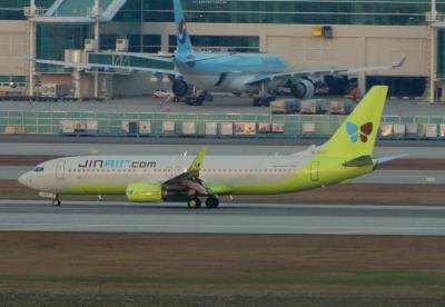 Photo of aircraft HL8017 operated by Jin Air