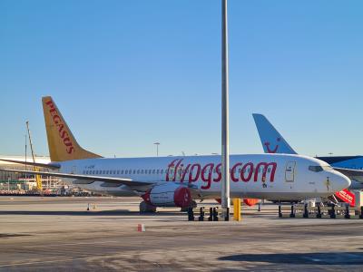 Photo of aircraft G-JZDE operated by Jet2