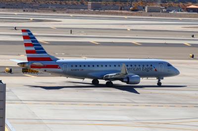 Photo of aircraft N298FR operated by American Eagle