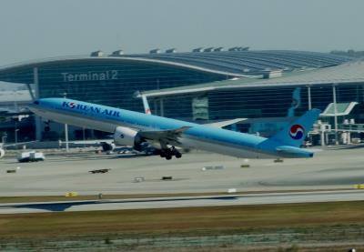 Photo of aircraft HL8217 operated by Korean Air Lines