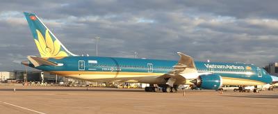Photo of aircraft N8290V operated by Boeing