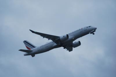 Photo of aircraft F-HPND operated by Air France