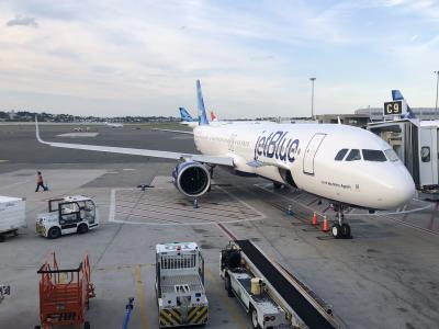 Photo of aircraft N2165J operated by JetBlue Airways