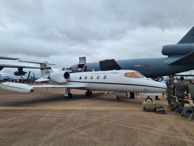 Photo of aircraft 84-0083 operated by United States Air Force