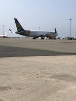 Image of aircraft registration D-ABUH - A 767-330(ER)(WL) operated by Condor