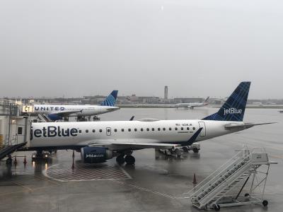 Image of aircraft registration N216JB - A ERJ-190AR (ERJ-190-100 IGW) operated by JetBlue Airways