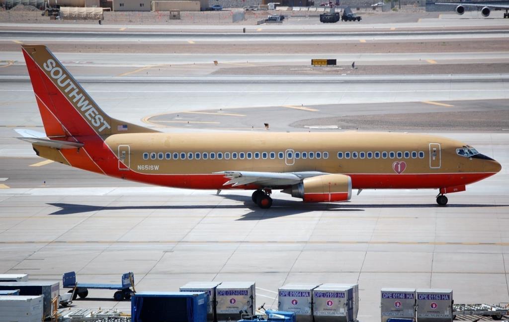 Photo of aircraft N651SW operated by Southwest Airlines