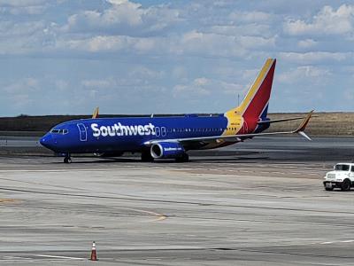 Photo of aircraft N8523W operated by Southwest Airlines