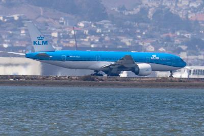 Image of aircraft registration PH-BQA - A 777-206(ER) operated by KLM Royal Dutch Airlines