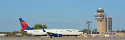 Photo of aircraft N3760C operated by Delta Air Lines