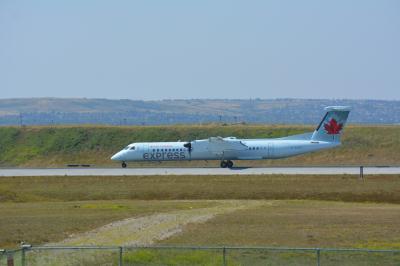 Image of aircraft registration C-GJZY - A DHC-8-402Q operated by Air Canada Express