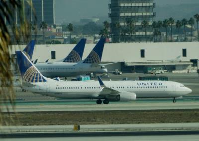 Photo of aircraft N69829 operated by United Airlines