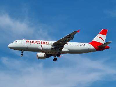 Photo of aircraft OE-LZD operated by Austrian Airlines