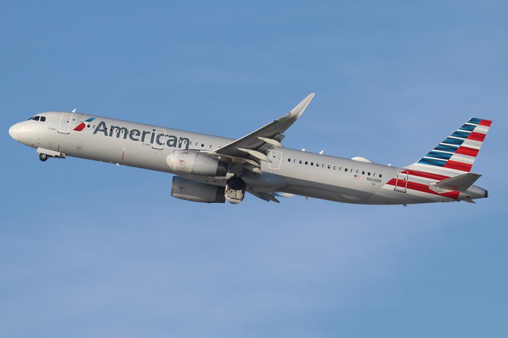 Photo of aircraft N104NN operated by American Airlines