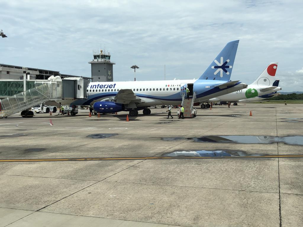 Photo of aircraft XA-VAS operated by Interjet