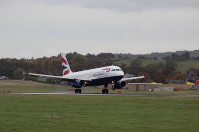 Image of aircraft registration G-EUUU - A A320-232 operated by British Airways