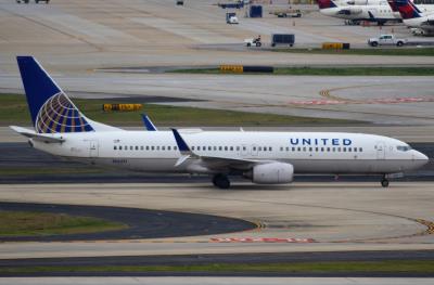 Photo of aircraft N16217 operated by United Airlines