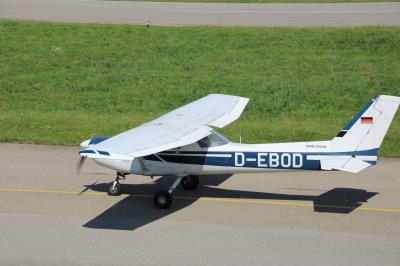 Photo of aircraft D-EBOD operated by Aero-Beta Flight Training