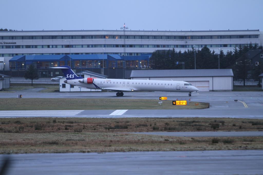 Photo of aircraft EI-FPV operated by Cityjet