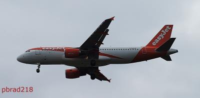 Photo of aircraft G-EZUR operated by easyJet