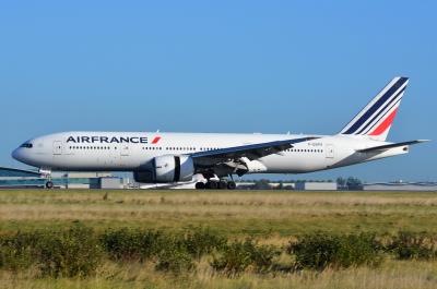 Photo of aircraft F-GSPX operated by Air France