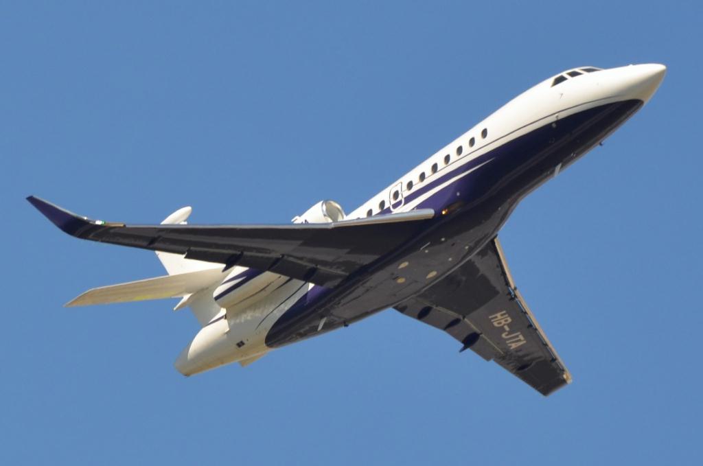 Photo of aircraft HB-JTA operated by Air Sarina