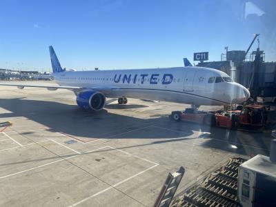 Photo of aircraft N14518 operated by United Airlines