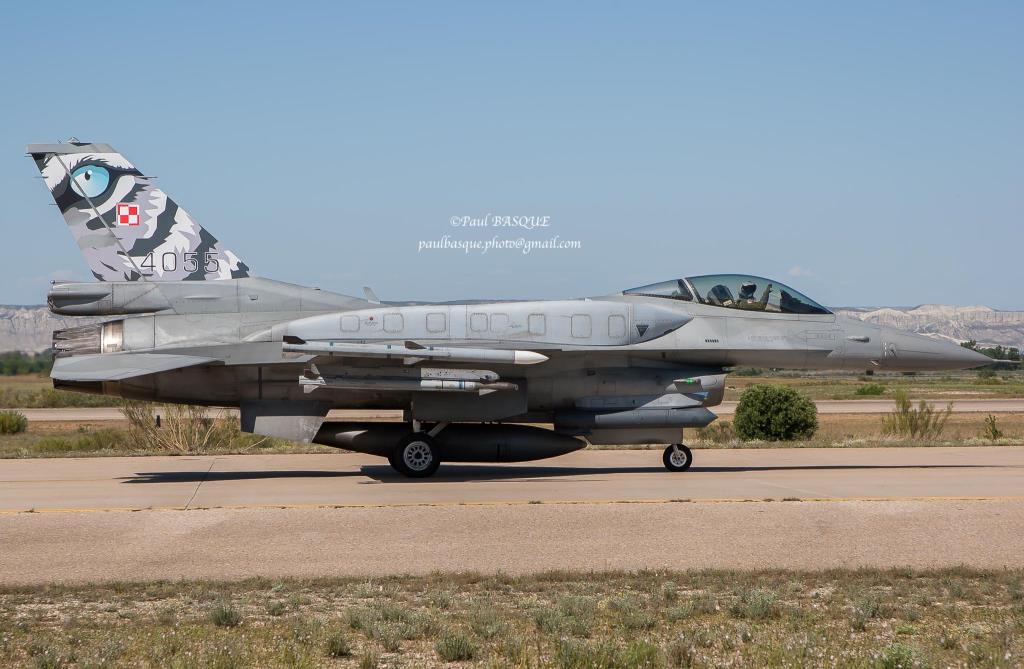 Photo of aircraft 4055 operated by Polish Air Force