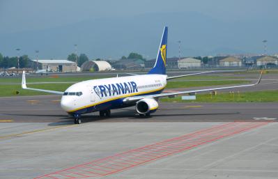 Photo of aircraft EI-ENB operated by Ryanair