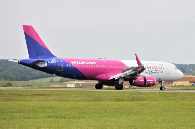 Photo of aircraft G-WUKF operated by Wizz Air UK