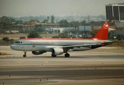 Photo of aircraft N307US operated by Northwest Airlines