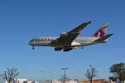 Photo of aircraft A7-APB operated by Qatar Airways