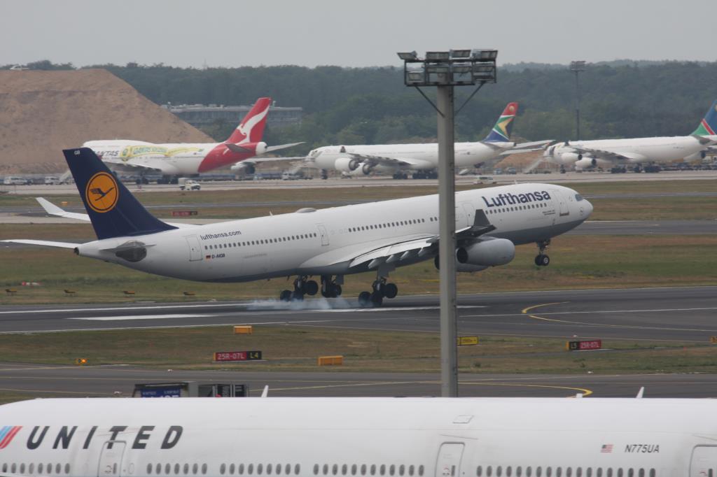 Photo of aircraft D-AIGB operated by Lufthansa