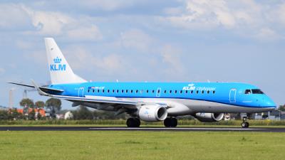 Photo of aircraft PH-EXF operated by KLM Cityhopper