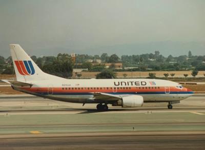 Photo of aircraft N915UA operated by United Airlines