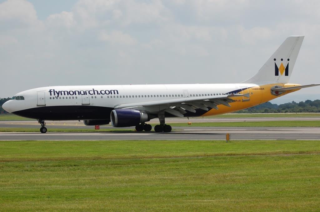 Photo of aircraft G-MAJS operated by Monarch Airlines