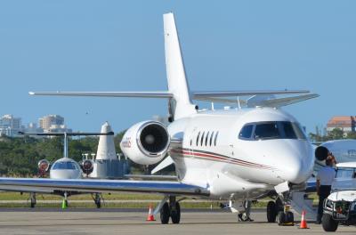 Photo of aircraft N668QS operated by NetJets