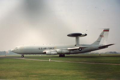 Photo of aircraft 77-0352 operated by United States Air Force