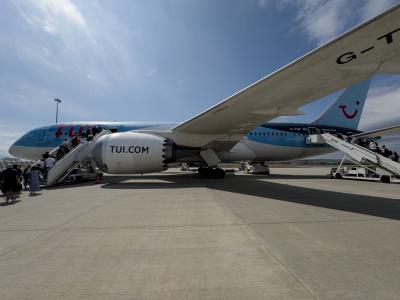 Photo of aircraft G-TUIF operated by TUI Airways