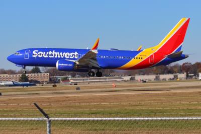 Photo of aircraft N8760L operated by Southwest Airlines