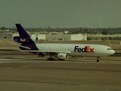 Photo of aircraft N40061 operated by Federal Express (FedEx)