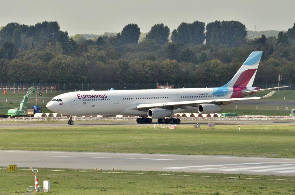 Photo of aircraft OO-SCX operated by Sabena